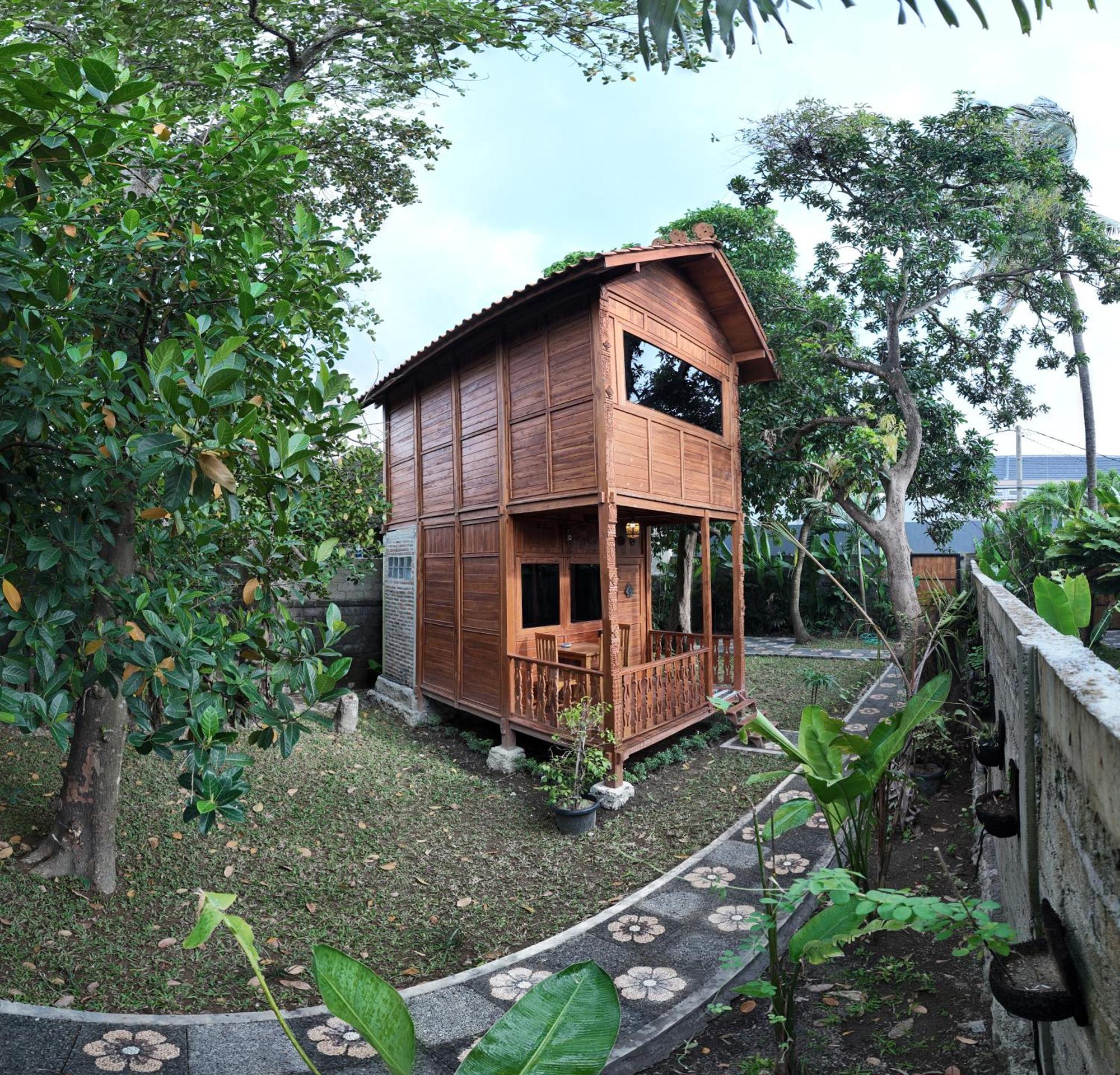 Private Joglo In Heart Of Villa