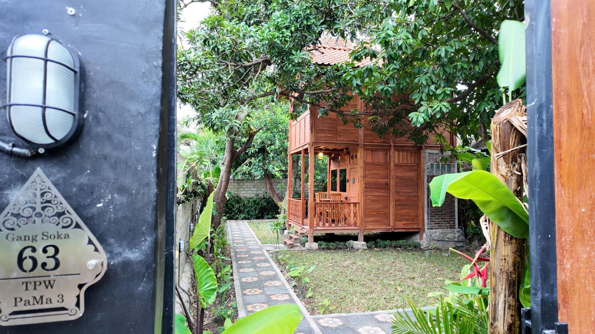 Villa Private Joglo In Heart Of Sanur (Bali)